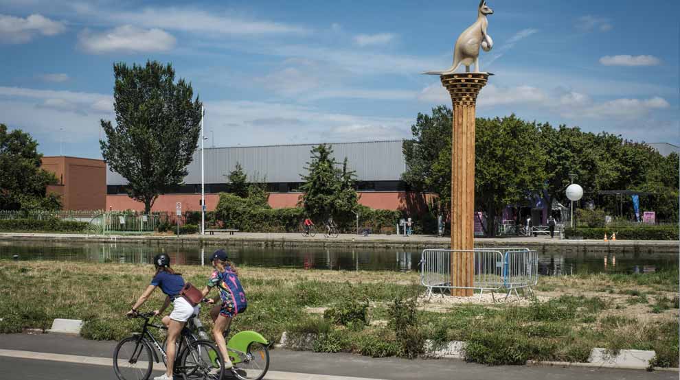 Héritage des Jeux : Plaine Commune revalorise le canal par des aménagements en faveur des modes actifs sur la RD24. 