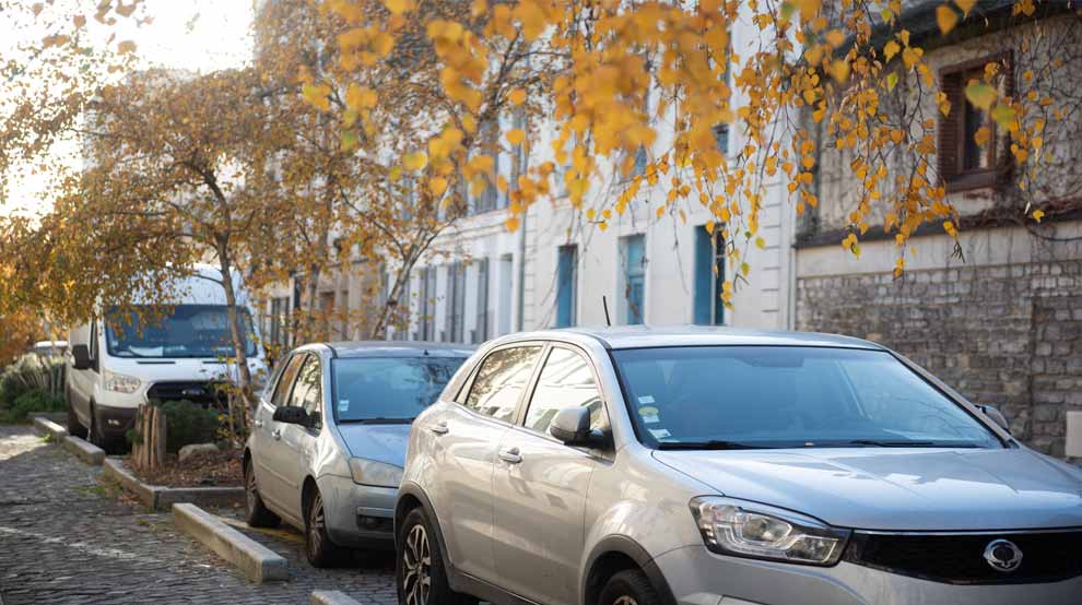 Stationnement pour les personnes à mobilité réduite : quelles dispositions à Plaine Commune ?