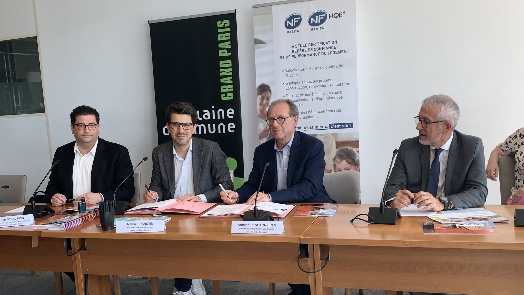 De nombreux partenaires signent la nouvelle Convention Qualité Construction Neuves